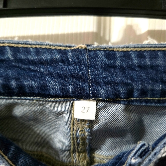 PAIGE Brigitte Cropped Straight Jeans in Oceania, Embroidered Seashells, EUC! - Picture 12 of 14